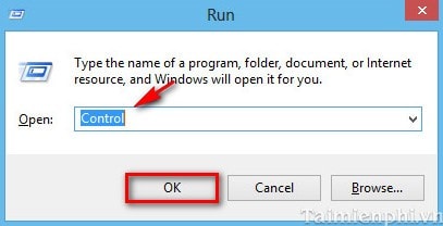 Windows + R gõ Control